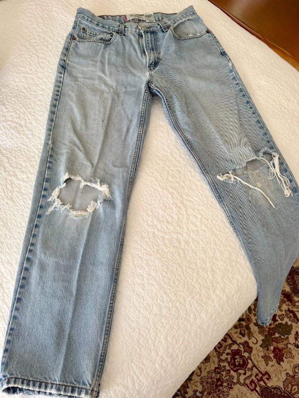 Levi’s 550 Relaxed Fit Jeans W33 L32 • Heavy Distress • Vintage • Authentic Wear